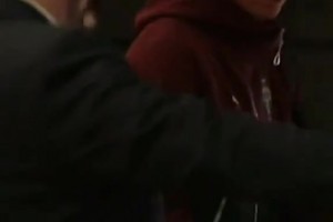 球迷激动呐喊！C罗随葡萄牙队抵达奥斯陆备战挪威